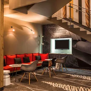 *** Отель Ibis Montmartre Sacre-coeur Франция